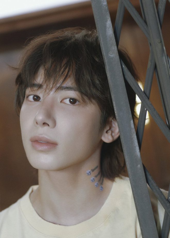 TXT's 'Etched' Concept Photo Sparks Outrage and Debate! —  The Star Chapter Concept, TOMORROW X TOGETHER Etched, TXT Together 2025