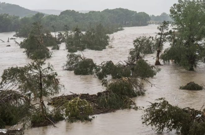 Texas Floods: 24 Dead, Campers Vanish in Rising Waters! — Texas flood disaster, Guadalupe River surge, Camp Mystic missing girls