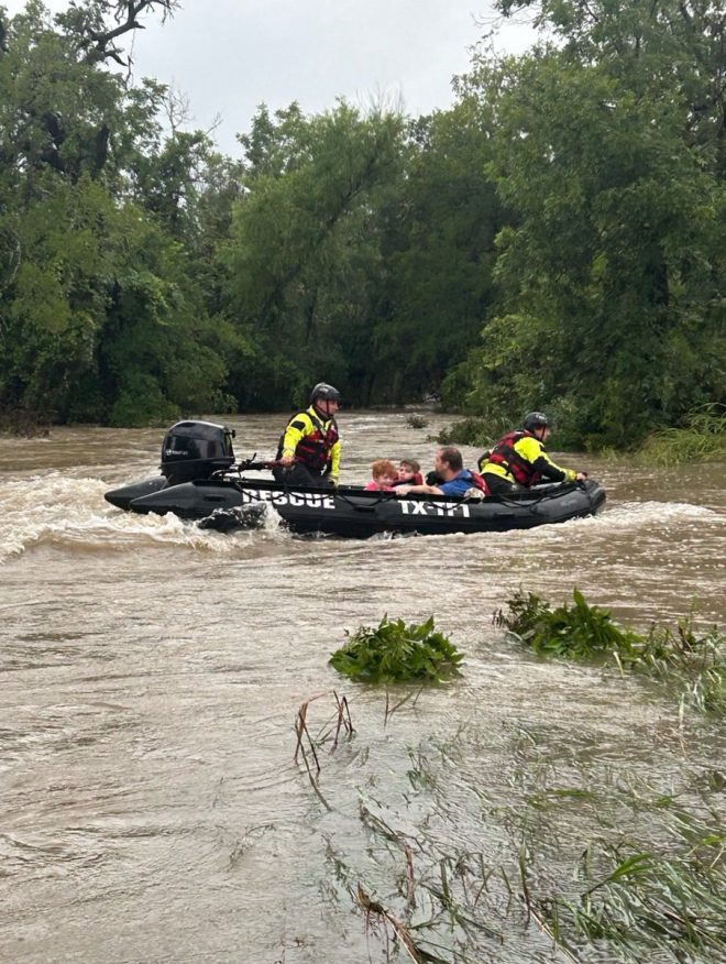 Texas Floods: Heroic Rescues or Political Stunt? — Texas flood rescue efforts, Lampasas County emergency response, Texas Task Force One deployments
