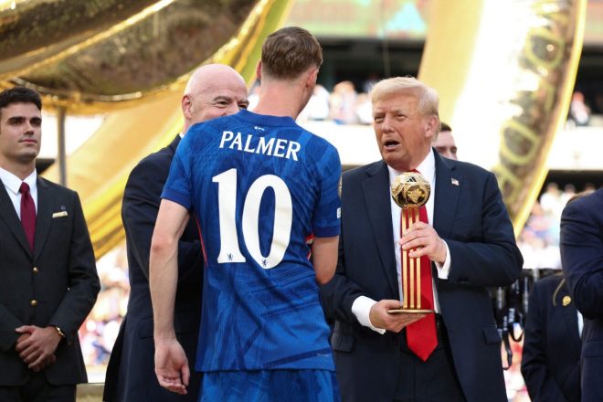 Trump's Medal Ceremony at Chelsea's Victory Sparks Outrage! — Trump medal ceremony chaos, Chelsea FIFA Club World Cup victory, MetLife Stadium celebrations 2025
