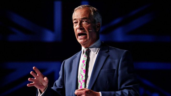 "UK to Ban Foreign Migrants from Social Benefits - Will this make UK Rich Again? 🚨🇬🇧" — UK immigration policy change, Social benefits reform UK, Foreign migrants ban UK