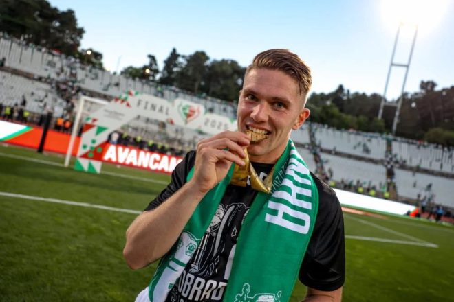 Varandas Drops Bombshell: Gyökeres' Future in Jeopardy! —  Sporting president Varandas, Gyökeres pre-season absence, Viktor Gyökeres transfer news 2025
