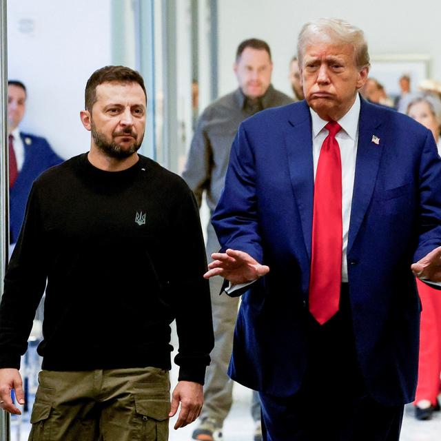 Washington Halts Arms to Ukraine Amid Escalating Conflict! —  Washington Ukraine conflict news, US arms shipment halt Ukraine 2025, end of military support Ukraine news