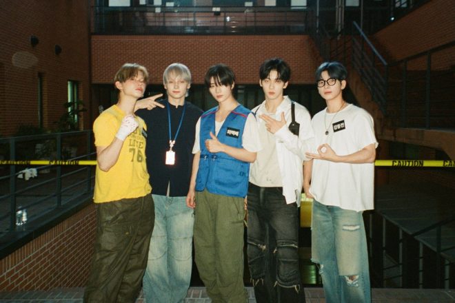 "Is 'Hello Strangers' the Most Controversial Show Yet?"
HelloStrangers
헬로스트레인저스
투모로우바이투게더
TOMORROW_X_TOGETHER
TheStarChapter
TOGETHER — Hello Strangers, Tomorrow X Together, TXT Episode Recap