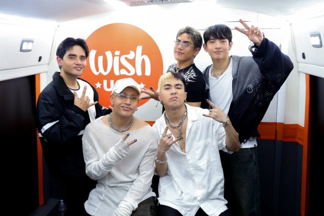 "Wish Bus Sparks Controversy: Beach Performance Drama Unfolds!" 

SimulaAtWakas  
SB19  
WishBusUSAxSB19  
WishUSAStopOverSession   —  Wish Bus USA, SB19 Live Performance, Santa Monica Beach Concert