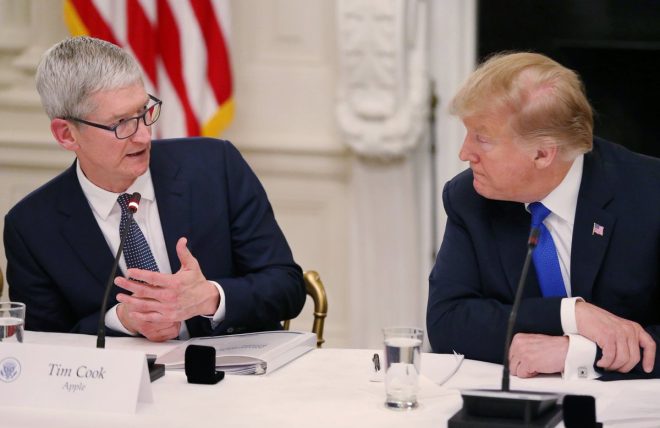 Apple's $100B Bet: Is Tech Dominance Good for America? —  Apple investment news, US tech industry growth, White House economic initiatives