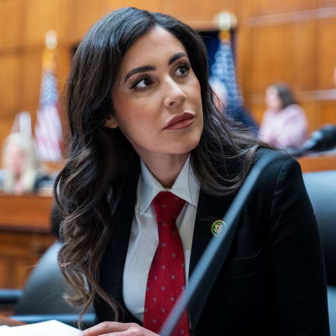 BREAKING: Congresswoman Pushes for Instant Stock Trading Ban! —  Congressional ethics reform, Stock market legislation, Political transparency initiatives