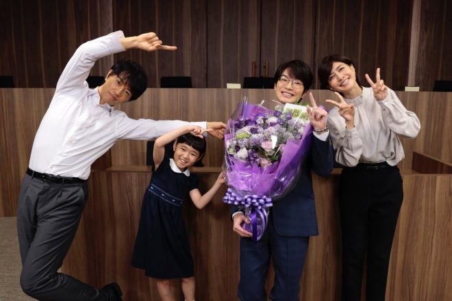 Breaking News: Snow Man's Fukazawa Tatsuya stuns in final courtroom scene for drama "Kidnapping Day" with emotional purple bouquet! 💜 #FukazawaTatsuya #KidnappingDay. — Snow Man actor, Deep Purple Flowers, Kidnapping Day drama
Deep Purple Bouquet, Courtroom Scene, Tatsuya Fukazawa
Tatsuya Fukazawa, Purple Flowers, Last Filming