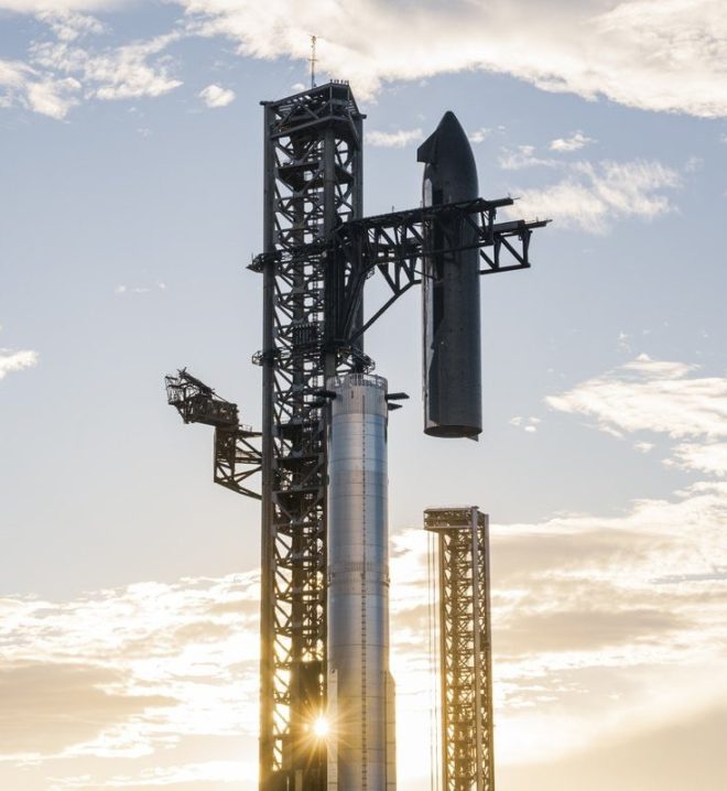 Breaking: Starship Flight 10 Grounded—What Went Wrong? — Starship mission update, SpaceX ground systems troubleshooting, Flight 10 launch delay 2025