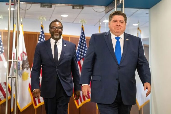 Chaos in Chicago: 35 Shot, Democrats Blamed as Violence Surges! — Chicago gun violence news, weekend shooting incidents Chicago, surge in crime Chicago 2025