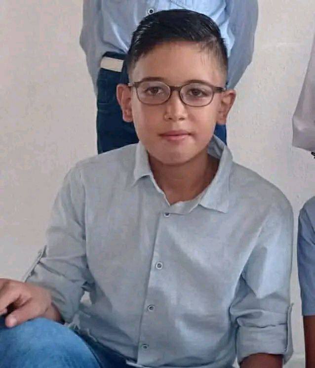 Child Shot in Gaza: Humanitarian Crisis Deepens! —  Israeli military actions in Gaza, humanitarian crisis in Gaza 2025, child casualties in conflict zones