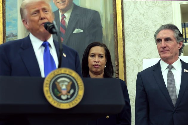 DC Mayor Admits: Trump’s Takeover Is Unstoppable! — Trump DC takeover news, Muriel Bowser legal options, Mayor furious Trump actions
