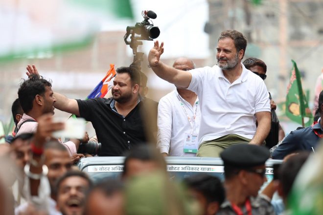 Dynasty Wars: Are Heritage and Power Worth the Cost? —  dynasty battles for survival, power struggles in royal families, preserving legacy in tumultuous times