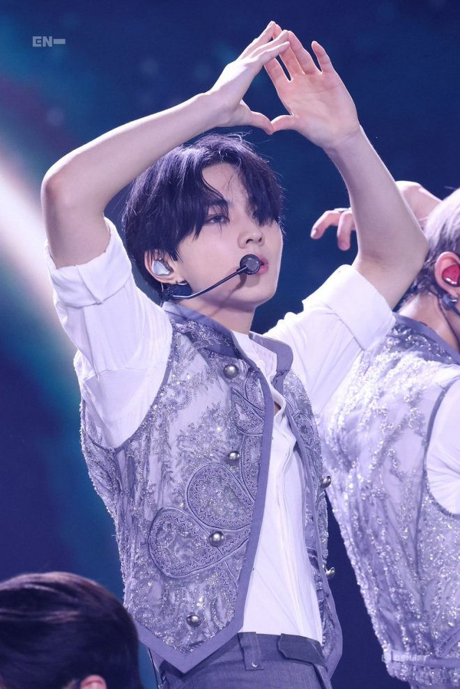 ENHYPEN's LA Show Shocks: What Really Happened? —  ENHYPEN concert photos, ENHYPEN world tour 2025, ENHYPEN LA stage performance