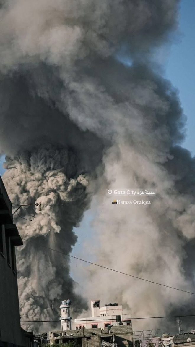 Gaza Under Fire: Al-Zaytoun Faces Unprecedented Bombardment! — Gaza conflict updates, Israeli airstrikes news, Al-Zaytoun neighborhood crisis