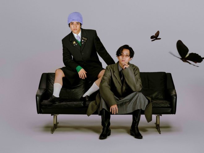 "King & Prince's Controversial Dome Tour Blu-ray/DVD Release: Exclusive Details on Ren Nagase & Kaito Takahashi's Meticulously Crafted Performance!" #KingandPrince #KP_ReERA_DOME —
J-pop idols, Dome Tour, Live DVD
Japanese boy band, Concert Blu-ray, Limited edition
Pop music group, Exclusive footage, Collectible release