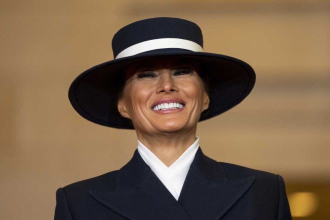 Melania Trump vs. Hunter Biden: Billion-Dollar Lawsuit Shocker!

Do you support Melania on this?

YES or NO?

if YES, Give me a Thumbs-Up👍. —  Melania Trump lawsuit, Hunter Biden slander case, First Lady legal action