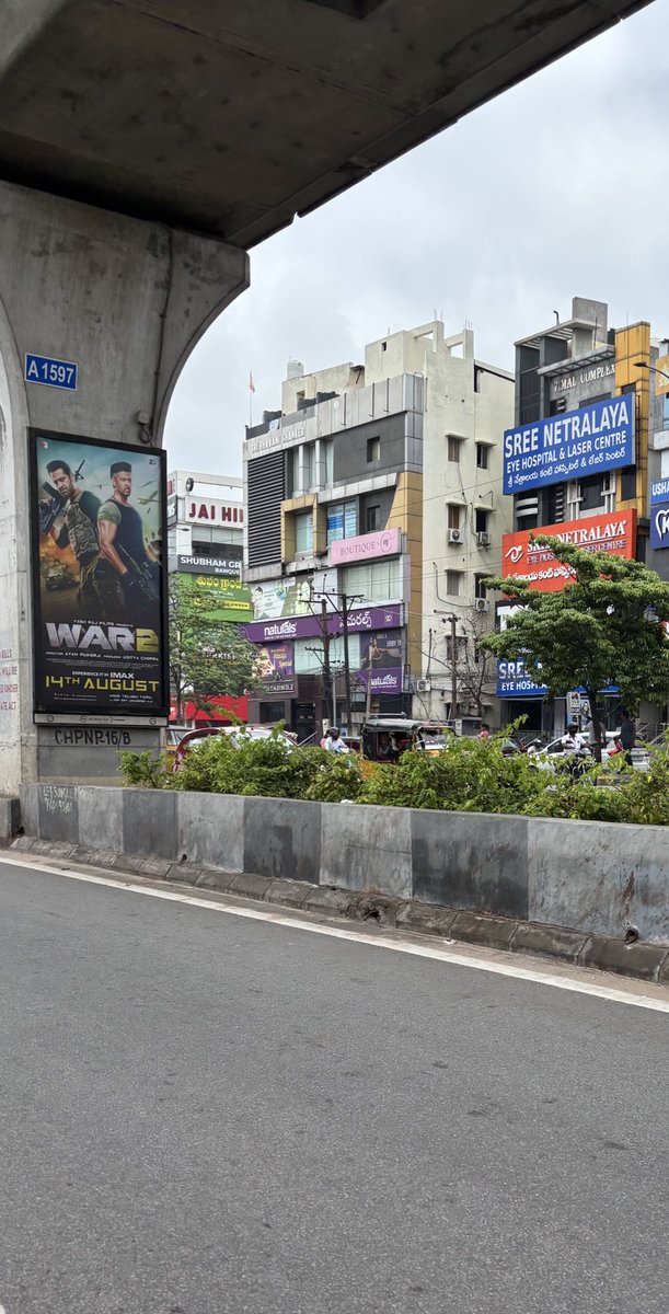 Metro Pillar Promotions Ignite Controversy in Hyderabad! —  Metro Pillar Ads 2025, Hyderabad Promotions Launch, Trending Metro Campaigns