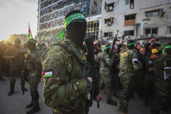 Missing Israeli Soldiers: Captured or Just Rumors? — Israeli soldiers missing Gaza, Gaza conflict news updates, Al-Jazeera Israeli military report