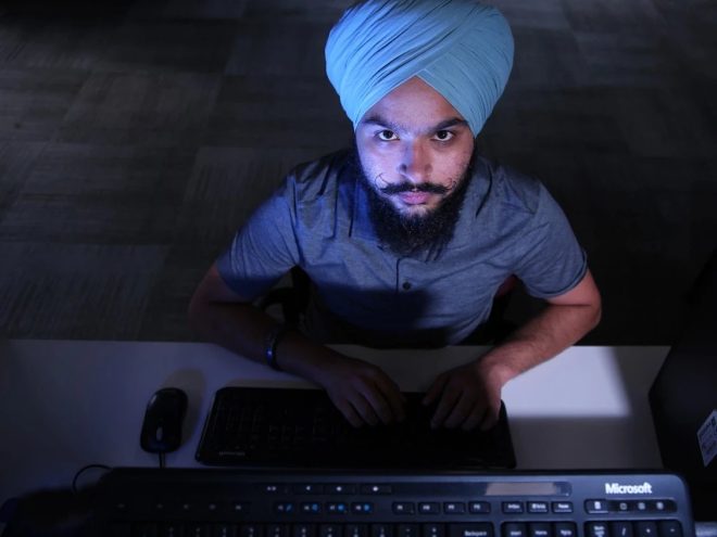 Ottawa Man's Bots Target U.S. Elections for Trump! — political campaign automation, social media influence tactics, AI-driven election strategies