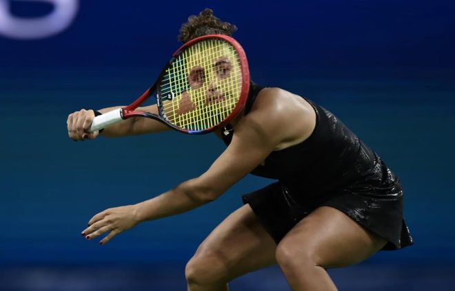 Ray Giubilo's Shocking US Open Shot of Paolini Revealed! — Italian sports photography, unique tennis moments, Ray Giubilo photography 2025