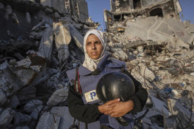 "Renowned Photographer Mariam Dagga Slain by Israel: Shocking Genocide Images Revealed - Viewer Discretion Advised!" — Mariam Dagga photography, Israel genocide, graphic images
Documentary photographer, Mariam Dagga images, conflict documentation
Genocide documentation, Mariam Dagga legacy, graphic content