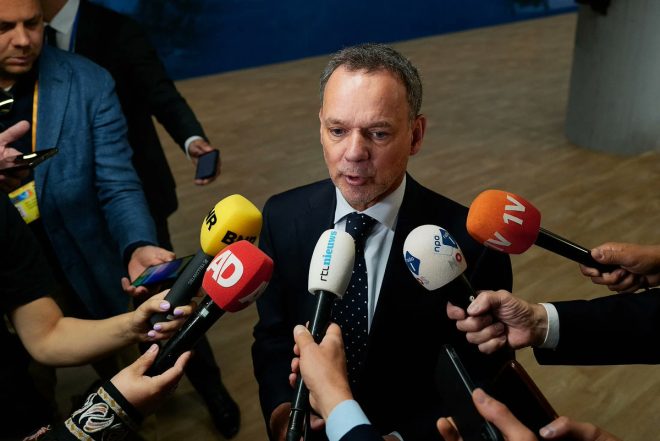 Shocking Resignations: Dutch Ministers Defy Government on Gaza! — Dutch ministers resign, Gaza support protests, Netherlands government crisis