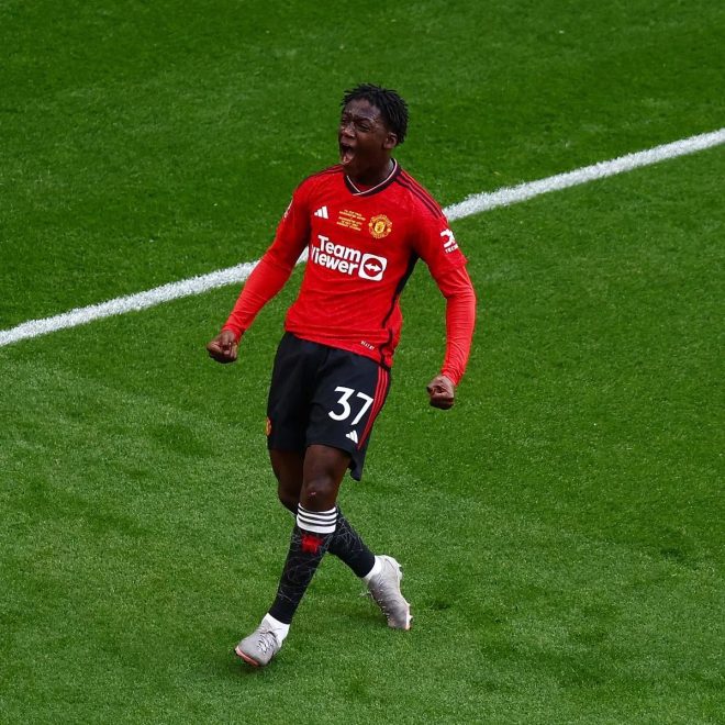 Starlet Kobbie Mainoo Ready to Leave Man Utd for £45M? — Kobbie Mainoo transfer news, Manchester United player frustration, Premier League transfer rumors 2025
