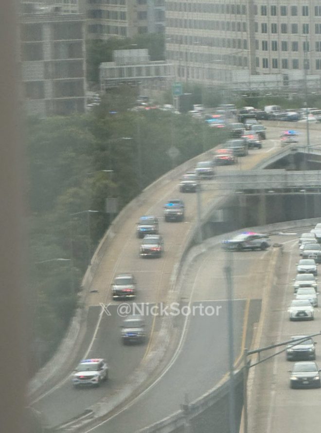 Trump Drives Through Navy Yard: What's His Real Agenda? — President Trump DC patrol, Navy Yard sightings 2025, Trump news alert