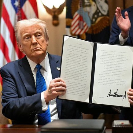Trump's Controversial Order: Citizenship Proof to Vote? — voter ID laws, election security measures, U.S. citizenship verification