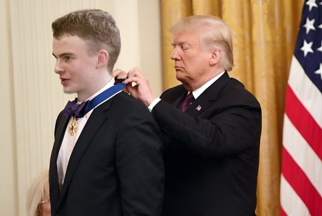 Trump’s Doge Medal? Leavitt Sparks Wild Controversy! —  Trump meme news, DOGE cryptocurrency trends, Presidential Medal of Freedom 2025