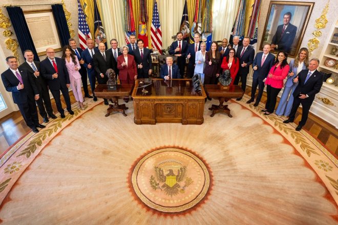 Trump's Oval Office Photo Sparks Fierce Cabinet Debate! — President Trump Cabinet 2025, Oval Office decor history, Resolute Desk significance