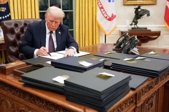 Trump's Shocking Order: NGOs Under Federal Audit Now! — executive order audit NGOs, Trump federal funding 2025, nonprofit transparency initiative