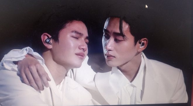 William's Tears: Heartbreak or Just a PR Stunt?  
WILLIAMEST MAGNETIC  
WilliamEstFanconD2  
WilliamEst  
วิลเลี่ยมเอส —  Sword heartache, Emotional breakdown moments, William Est fan reactions