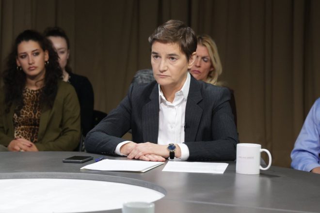 Лица без идентитета: Ко води Србију у будућност? — лидерство в Сербии, стабильность и безопасность, политика без лиц 2025