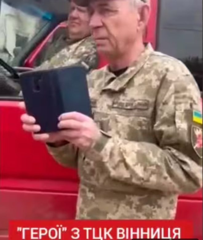 Три з половиною роки в тилу: де він зараз? — військомат 2025, корупція в армії, військові зрадники
