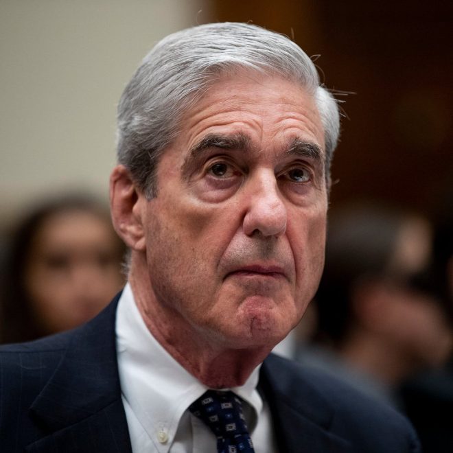 BREAKING: Mueller's Parkinson's Shocks Congress & Nation! — breaking news 2025, Robert Mueller health update, Parkinson's disease impact