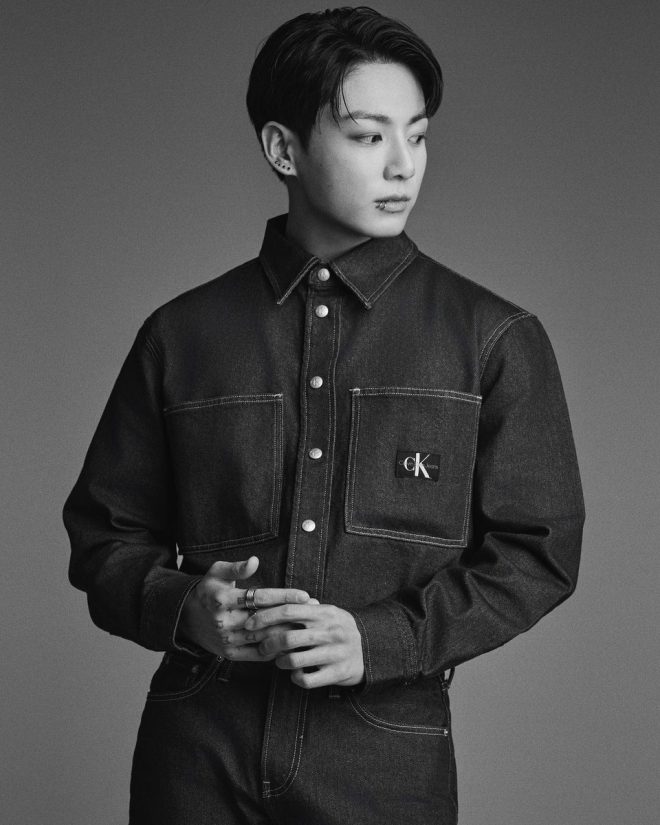 Calvin Klein: K-Pop Sensation Jungkook's Shocking Fashion Week Debut! 🚨🔥 #NYFW — JUNGKOOK fashion debut, Calvin Klein show, NYFW 2025
Calvin Klein Collection, JUNGKOOK runway, NYFW event
K-pop star JUNGKOOK, fashion week debut, Calvin Klein show