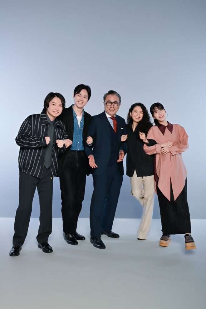 "Controversial New Drama by Scriptwriter Mitsuya Koki and Starring Masaki Suda! Co-starring Fumi Nikaido, Ryunosuke Kamiki, and Minami Hamabe - Premiering on Fuji TV on 10/1 at 10pm! 'If This World Were a Stage, Where Would the Green Room Be?' - A Semi-Autobiographical Youth Ensemble Drama with Mitsuya's First Prime Time TV Script in 25 Years!" —
Youthful ensemble drama
Popular Japanese actors
Fuji TV prime time slot