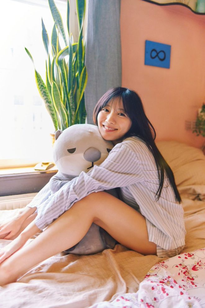 "Controversial Photo Revealed: Hinatazaka46 Member Takes Pet on Location - Fans Divided Over Unconventional Move! #KawataHina #Hinatazaka46 #PetOnSet" —  
Hina Kawada 2nd Photobook release
Hina Kawada exclusive photo preview
Hinatazaka46 Hina Kawada merchandise launch