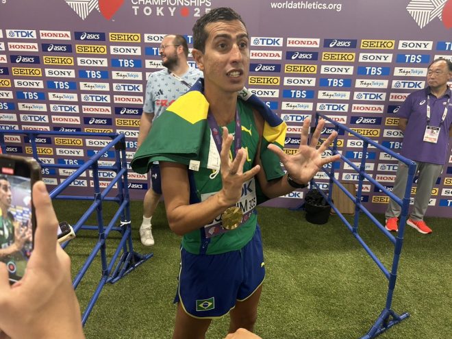 Controversial: Tokyo 2025 World Athletics - Gold Medalist Bonfim Loses Engagement Ring During Race, Calls on Japanese Fans for Help! 🏅💍🇯🇵 #WCHTokyo25 —  World Championships Tokyo, Lost engagement ring, Racecourse assistance
