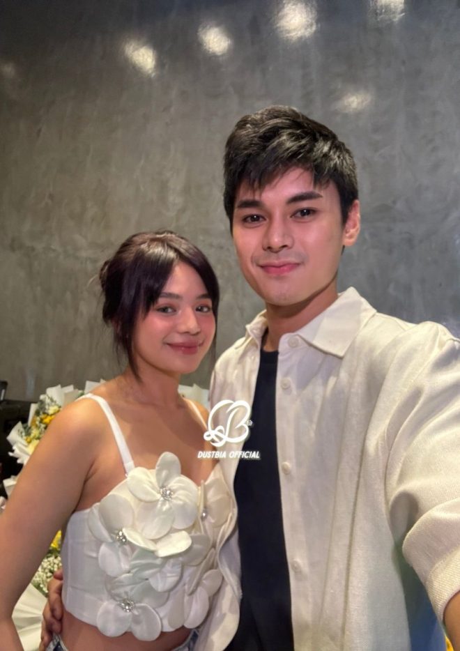 DUSTBIA KINAKABAHAN MV SCANDAL ROCKS FANS - EXCLUSIVE SELFIES REVEALED! —  
Dustin Bianca Kinakabahan MV Launch
Exclusive Kinakabahan Music Video Event
Cheffies DustBia Selfie Moment