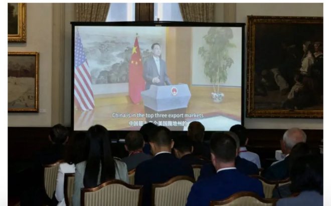 "🚨 EXCLUSIVE 🚨 Secret Meetings in Chicago: U.S. Officials Meet with CCP Spies - Threat to America's Food Supply Exposed!" —  Top secret negotiations, Classified information, Covert discussions