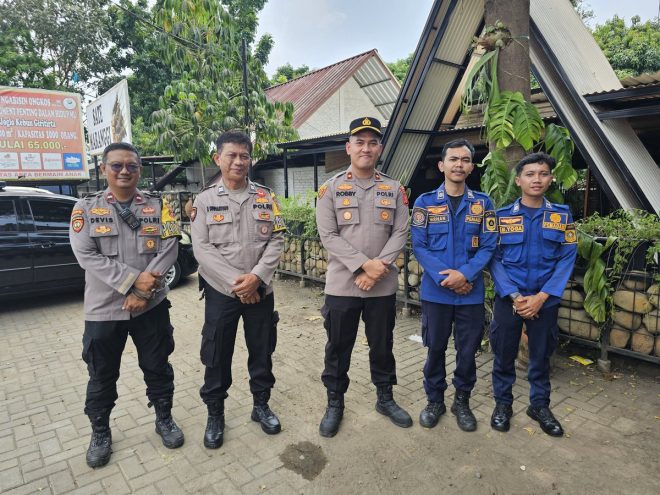 "Exclusive: Police Question Influencer Amidst Firefighter and Female Friends Scandal - Indonesia News Media on High Alert" —  firefighters rescue, social media messages, law enforcement investigation