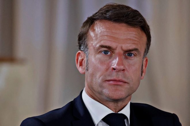 French Government COLLAPSES: Is Revolution on the Horizon? —  French political crisis, new elections 2025, government instability France