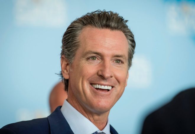 Harris Snubbed: Newsom's Text Leaves 2024 Race in Turmoil! — Kamala Harris endorsement news, Gavin Newsom text message scandal, 2025 Democratic primary updates