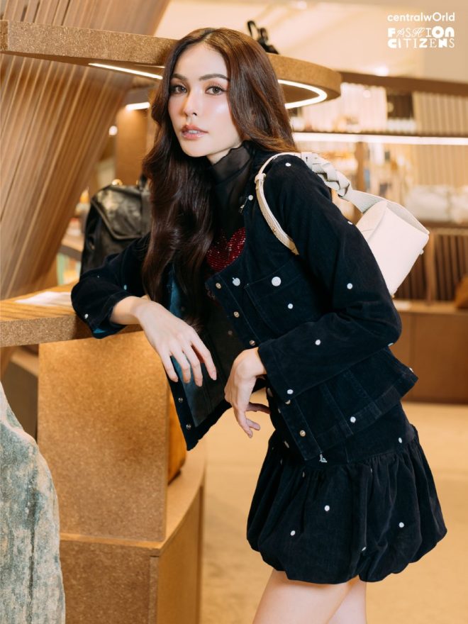 Is Carrying Style the New Fashion Statement?  
Debate Ignites Over Function vs. Fashion!   —  Stylish Carry Options, Fashionable Tote Trends, Chic Accessory Essentials