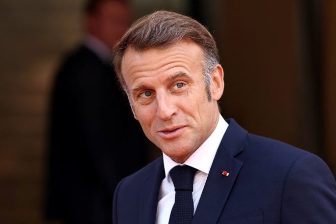 Macron vs. Rubio: Visa Ban Sparks International Outrage! — French President Macron visa dispute, Palestinian officials visa ban, Rubio Macron tensions