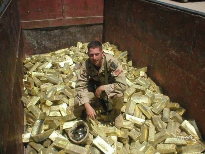 Meet Tom the Thief: Selfies & Scandals in Iraq's Heist! —  thief capturing wealth, Iraq wealth scandal, infamous robber 2025