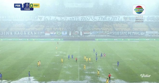 Super Big Match Suspended! Is Weather a Game Changer? —  Cuaca pertandingan sepak bola, Kualitas lapangan olahraga, Berita terbaru liga Indonesia